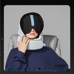 Pluto Travel Neck Pillow